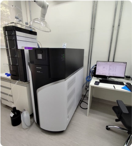 UHPLC--QTOF-MS-MS1 UHPLC--QTOF-MS-MS1